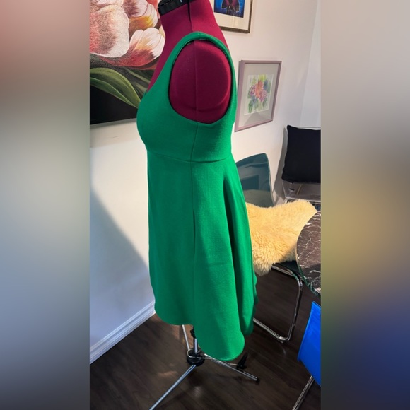 Milly Green Mid-Length Dress - With pockets! - Picture 5 of 8